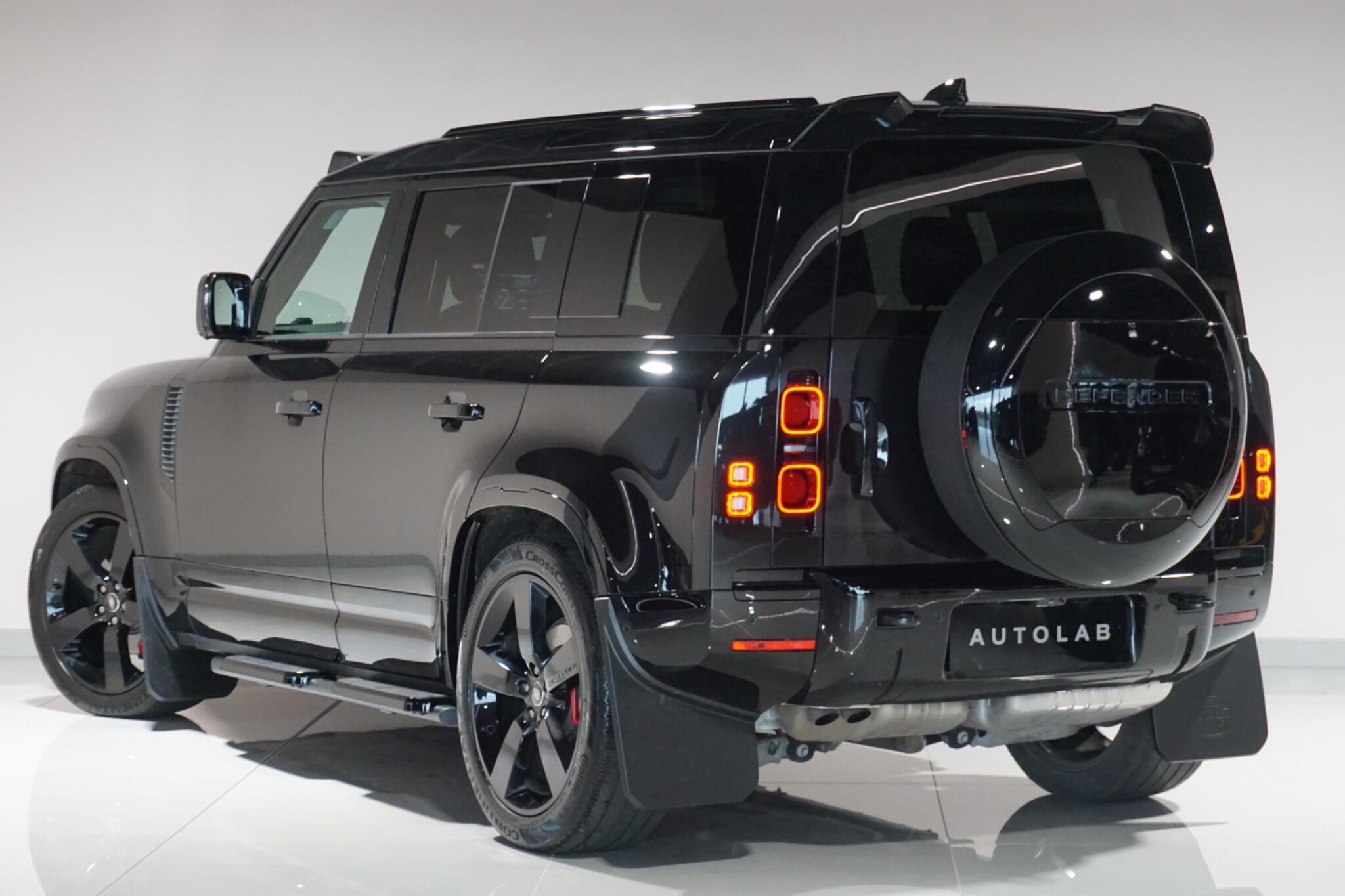 Land Rover Defender 110 3.0 D350 MHEV X-Dynamic HSE SUV 5dr Diesel Auto 4WD Euro 6 (s/s) (350 ps)